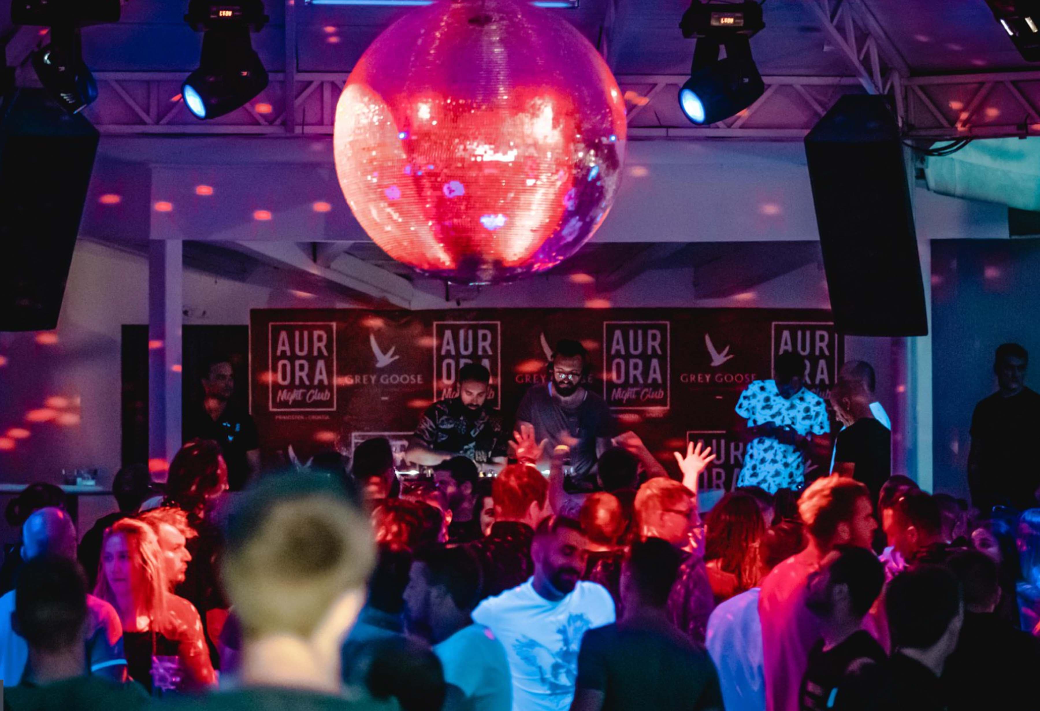 Dalmatino priprema specijalni božićni koncert u Aurori 