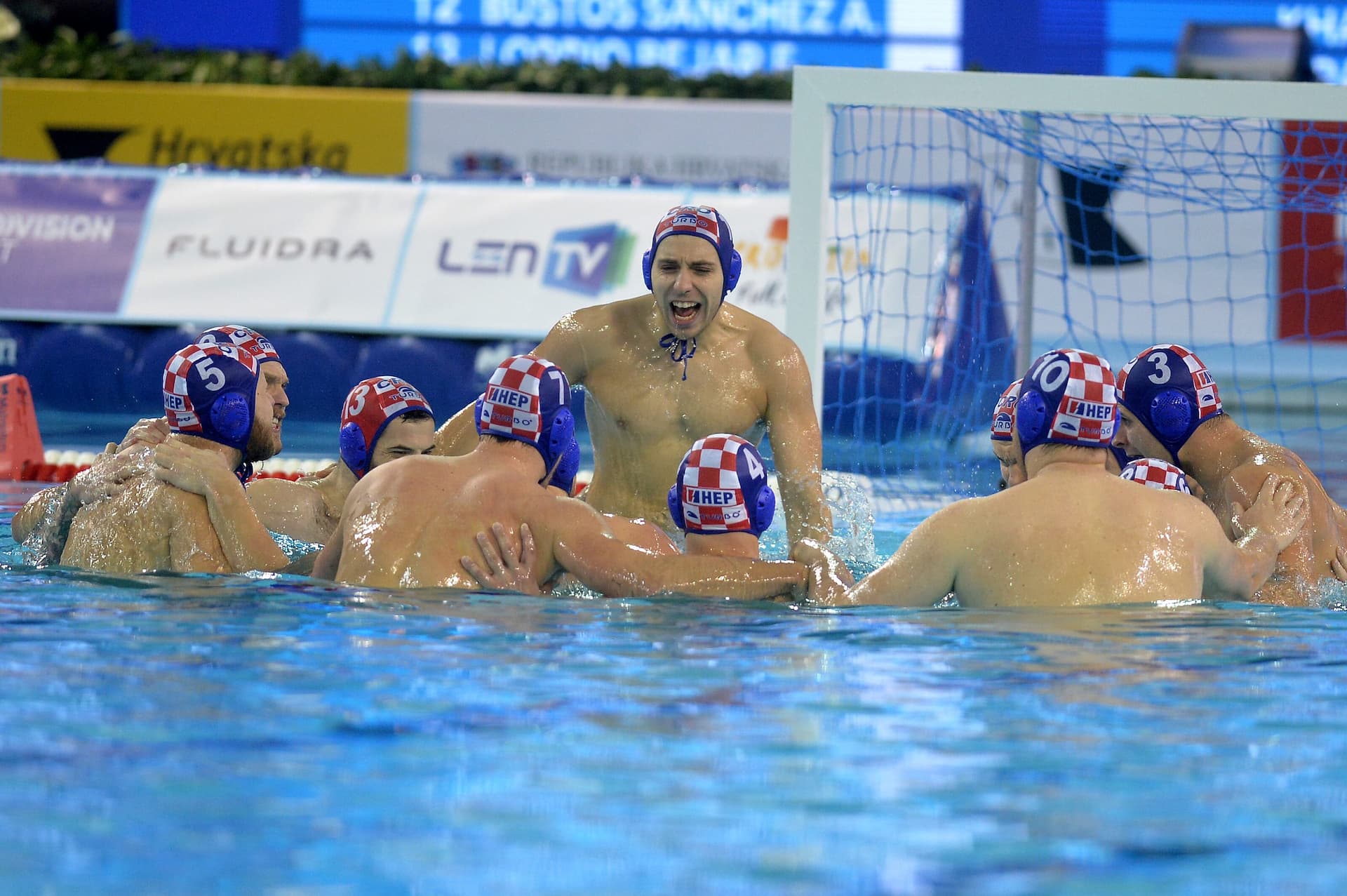 Hrvatska slavila protiv Španjolske