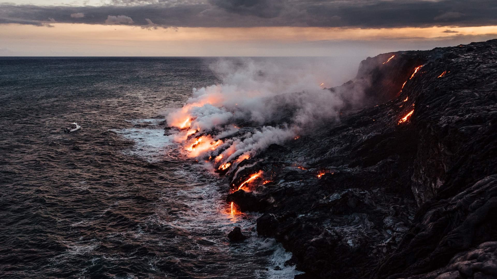  Aktivnost vulkana značajno pala, magma i dalje istječe ispod zemlje