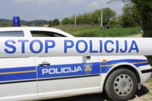 Teška prometna nesreća na autocesti, poginula djevojka  