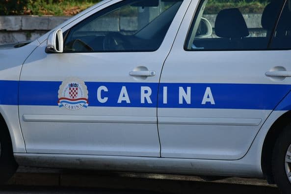 Stižu puno stroža pravila za carinike 