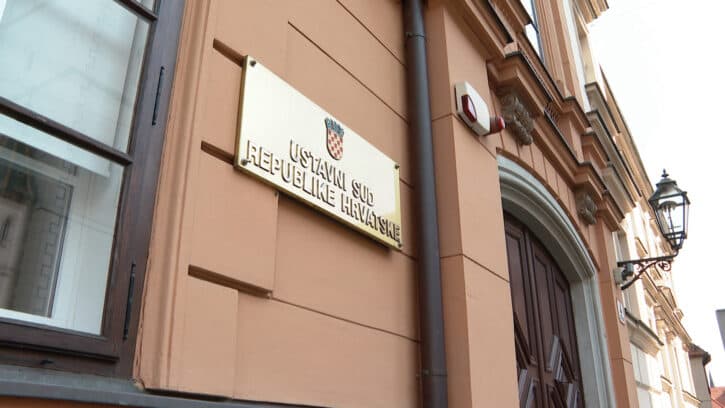 Ustavni sud napušta 10 od 13 sudaca, a natječaja nema 