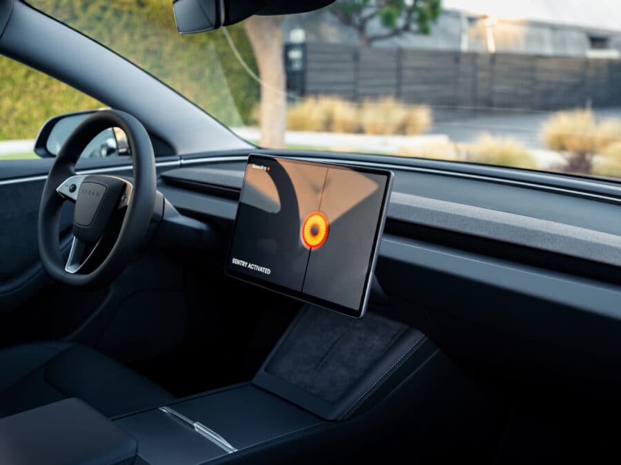 Zbogom velikim ekranima u automobilima 