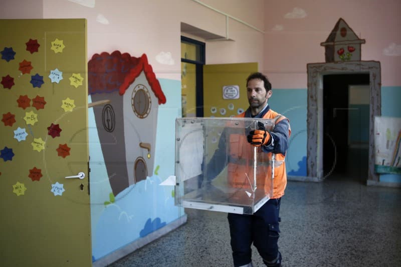 Irski premijer priznao poraz na referendumu o obitelji i 'ulozi žene u kući' 