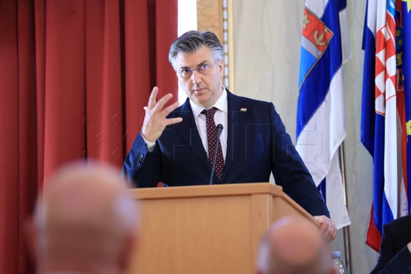 Plenković komentirao Milanovićevu odluku: 'Da bi cirkuska atmosfera bila jača...'