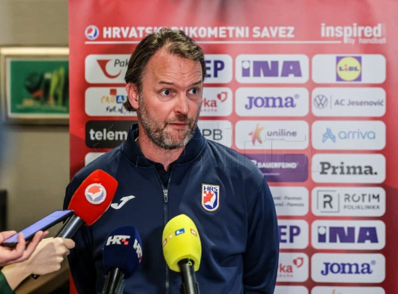 Izbornik rukometaša Sigurdsson: 'Pokušavam naučiti riječi himne'