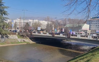  U Miljacki pronađena tijela žene i djeteta 