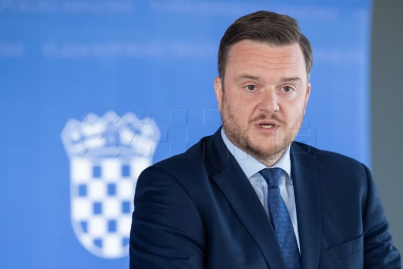  U 2023. zaplijenjeno 70 tona duhana i 1100 kilograma droge