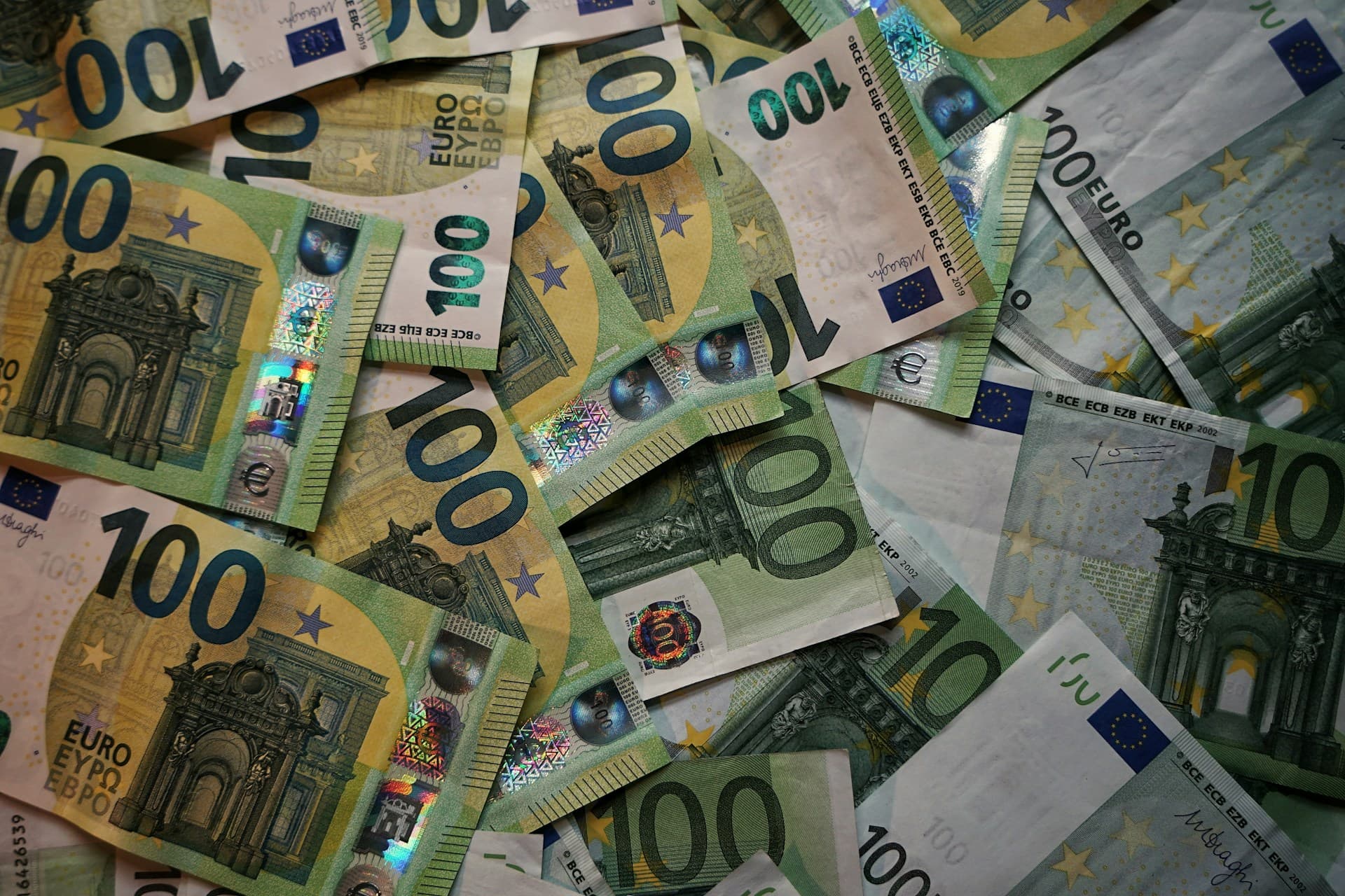 Objavljena prosječna plaća za veljaču: Većina zaposlenih zarađuje manje od toga