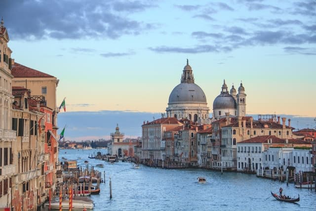 Danas za ulazak u Veneciju trebate platiti ulaznicu, ali samo ako ne ostajete spavati