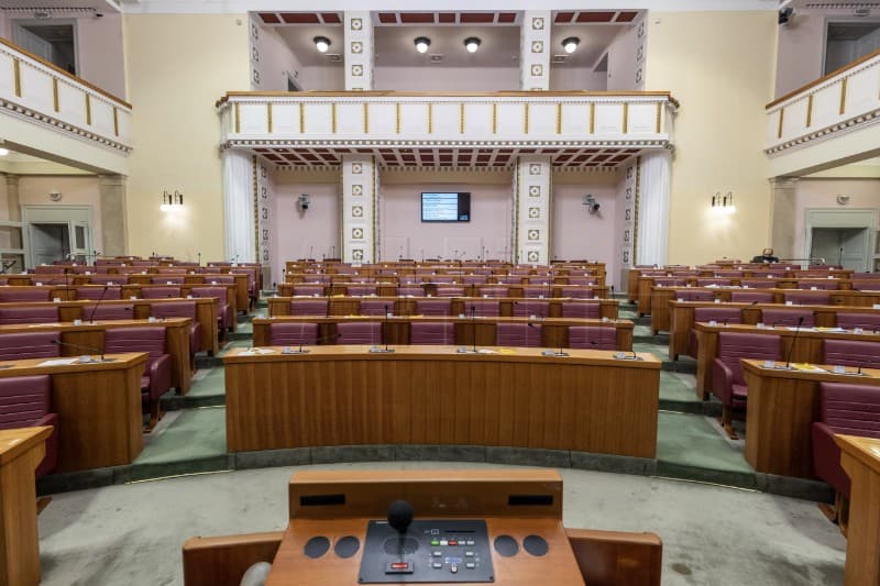 Ne znamo tko će biti Vlada, ali znamo da Sabor ima najviše žena dosad
