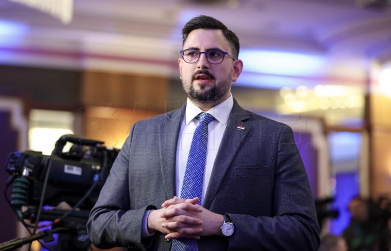 Milić: Blizu smo dogovora, u utorak moguć obris nove parlamentarne većine