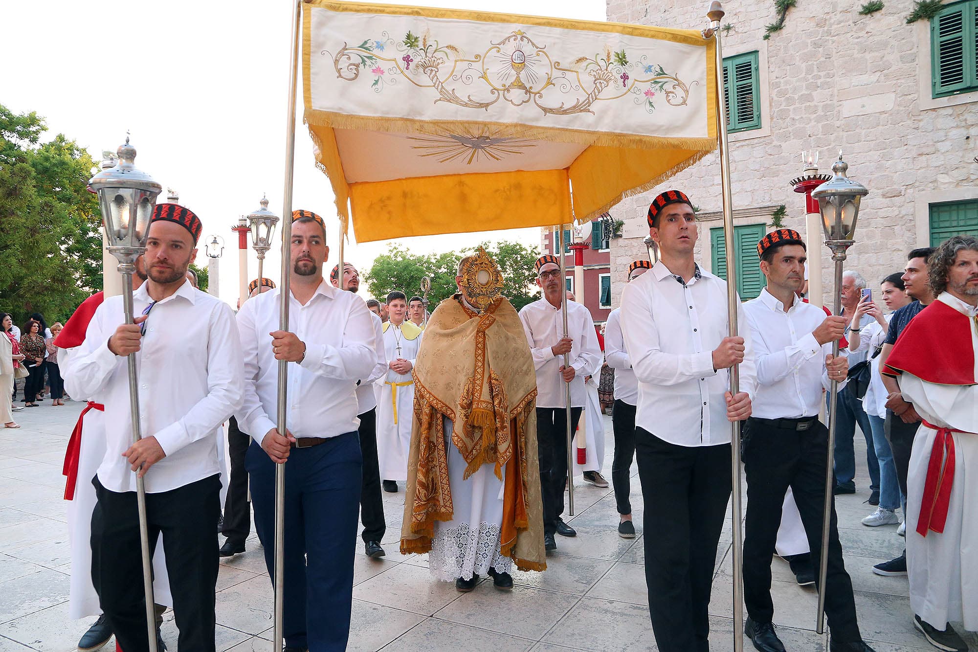 U četvrtak u povodu Tijelova misa i procesija kroz Šibenik