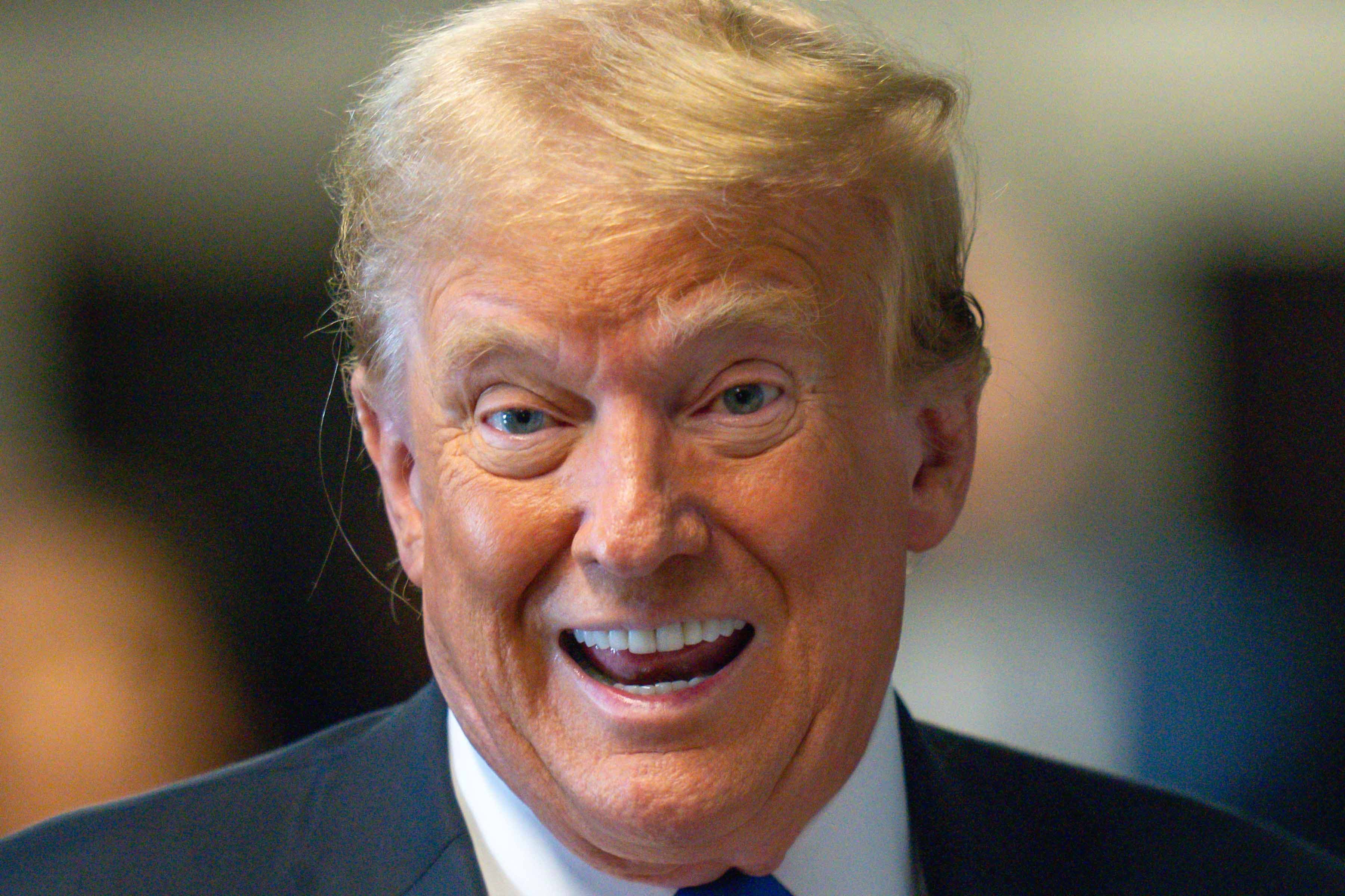 Trump proglašen krivim za kupovanje šutnje porno glumice Stormy Daniels: 'Ja sam vrlo nedužan čovjek'
