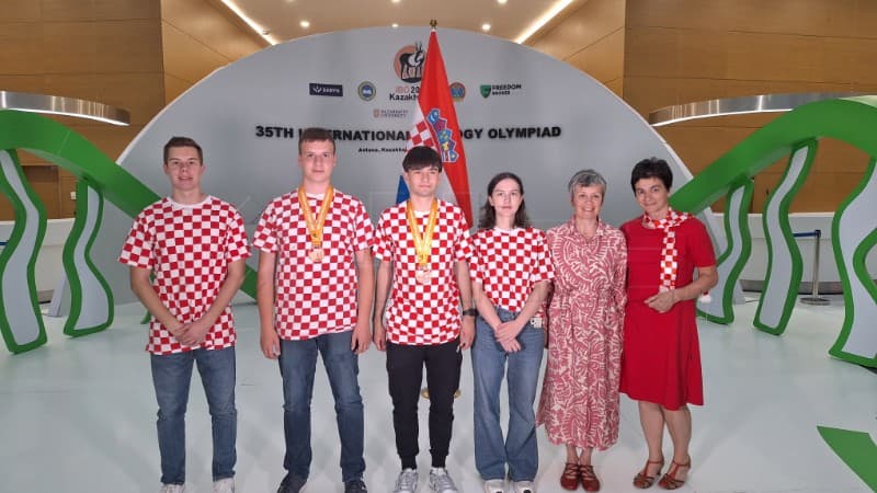 Hrvatskim učenicima dvije bronce na Međunarodnoj biološkoj olimpijadi u Kazahstanu