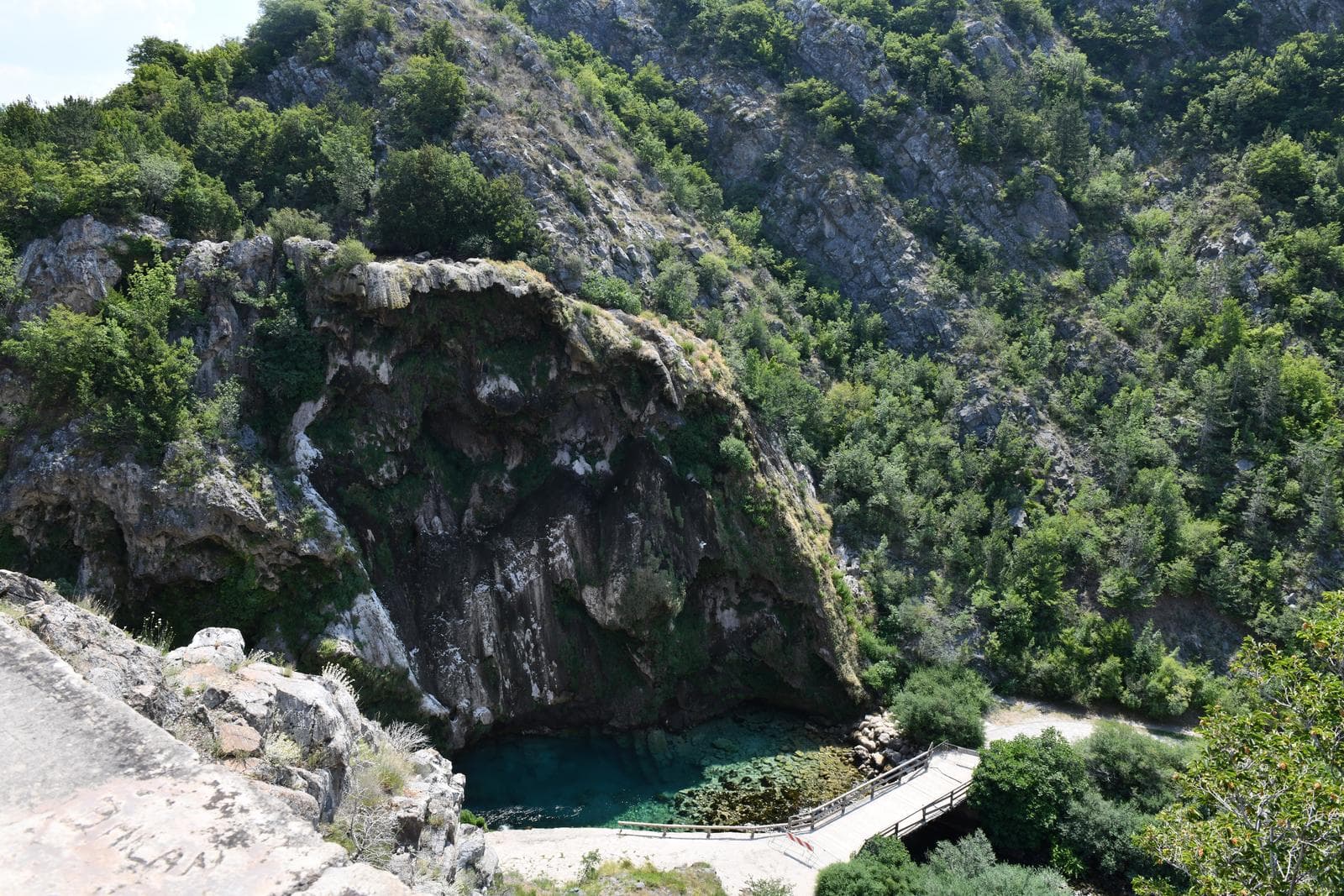 Presušio slap Krčić i otkrio uistinu čarobne prizore