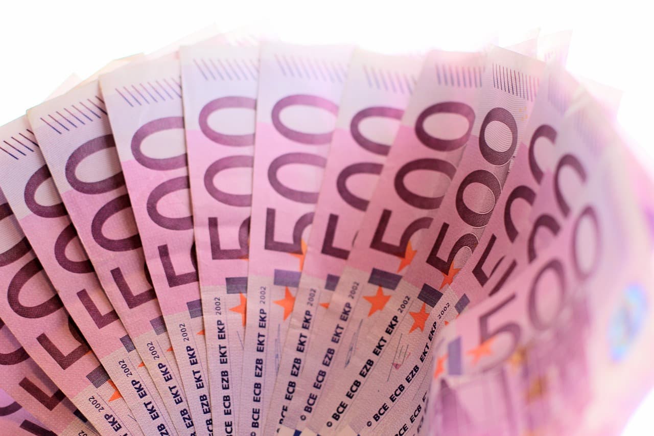Naumili ste račun platiti novčanicom od 500 eura: Evo u kojim trgovinama to nećete moći