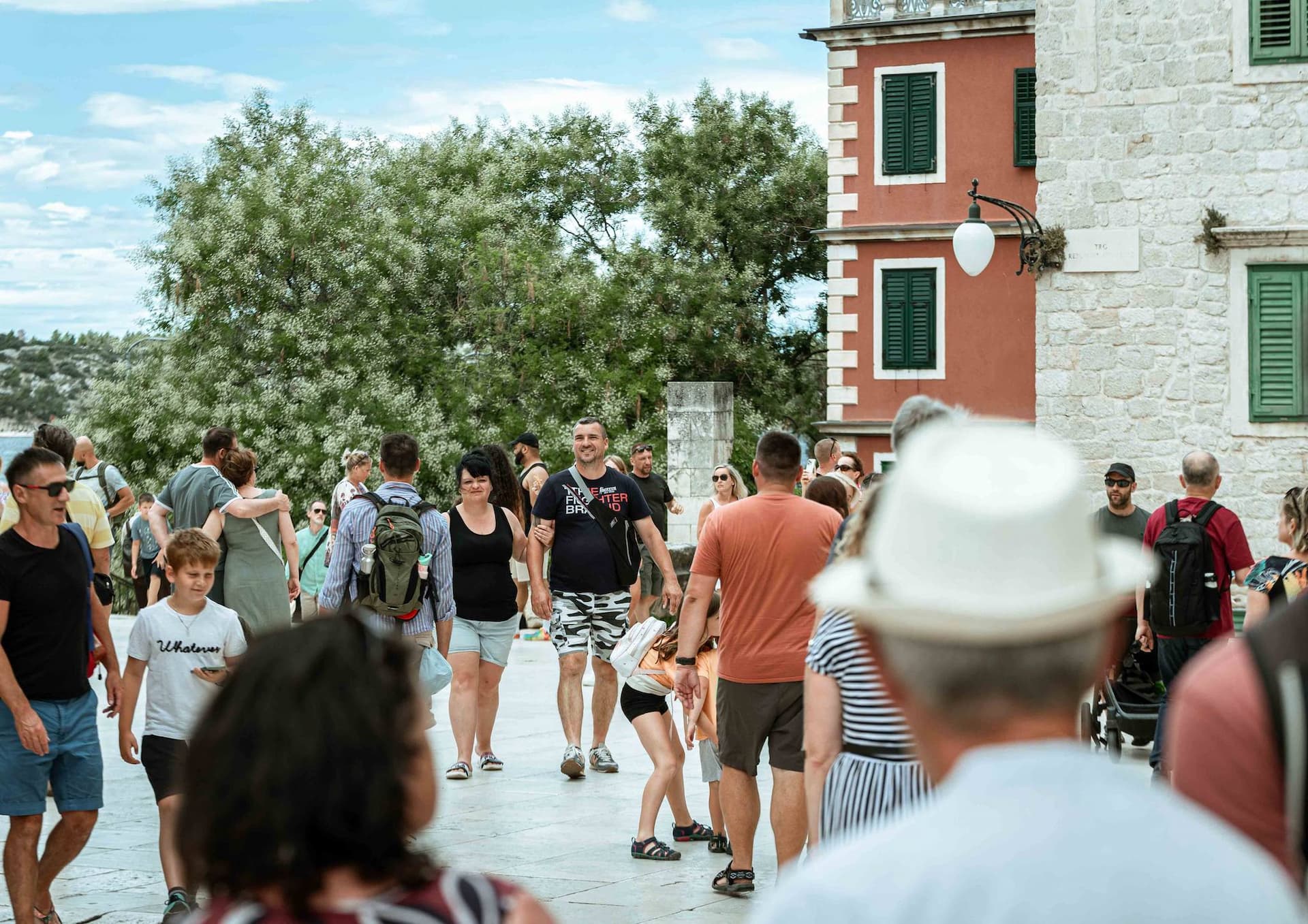 Danas sunčano, temperature do 25 stupnjeva