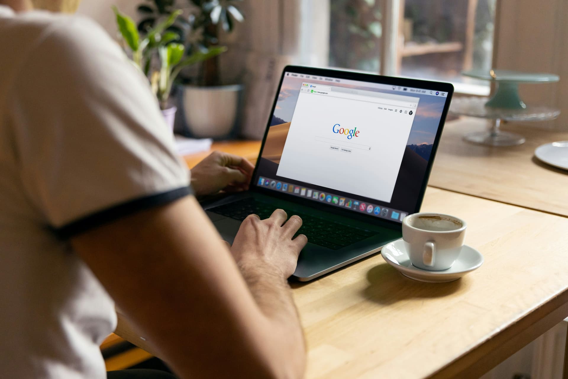 Hakeri kradu lozinke s Google računa u Chromeu