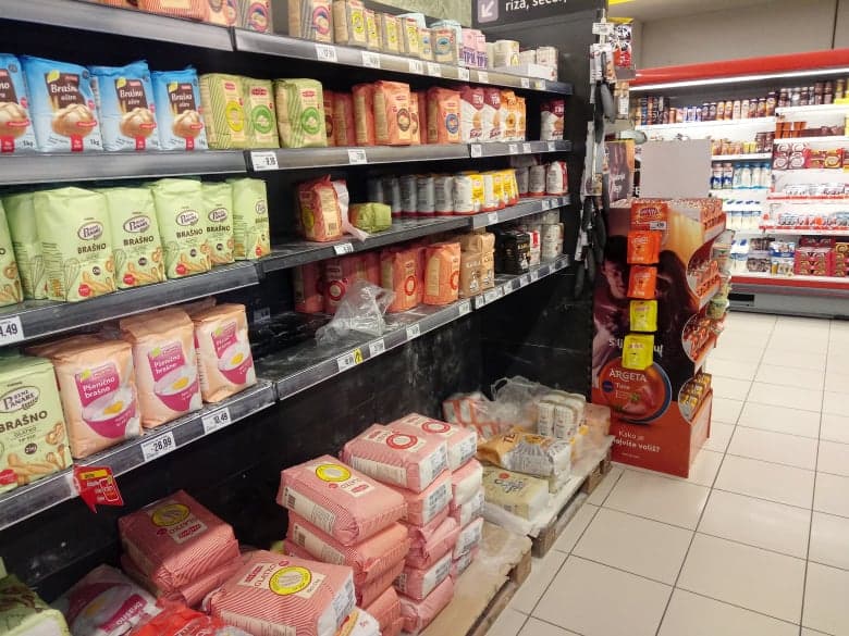 Oprez! Iz dućana se povlači Samoborska salama zbog prisutnosti bakterije