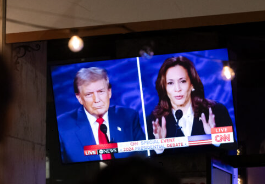 Rezultati najnovije ankete Reuters/Ipsos: Harris vodi za 3 posto u odnosu na Trumpa 