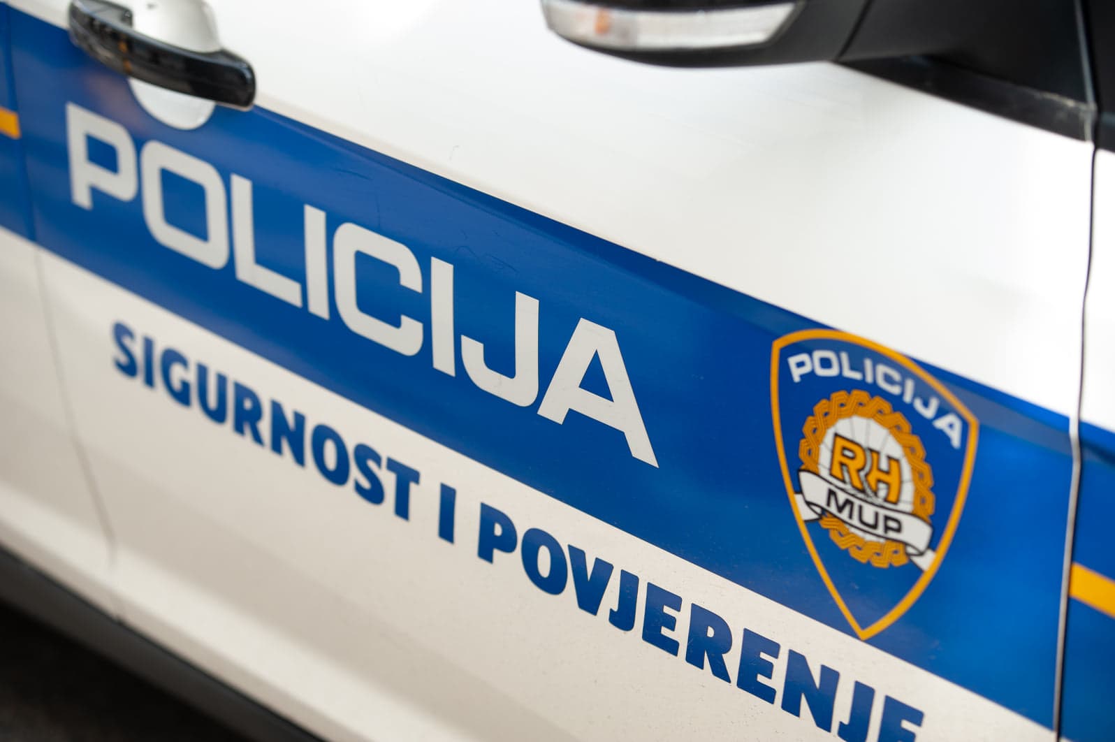 U sudaru tramvaja i autobusa u Zagrebu jedna osoba poginula