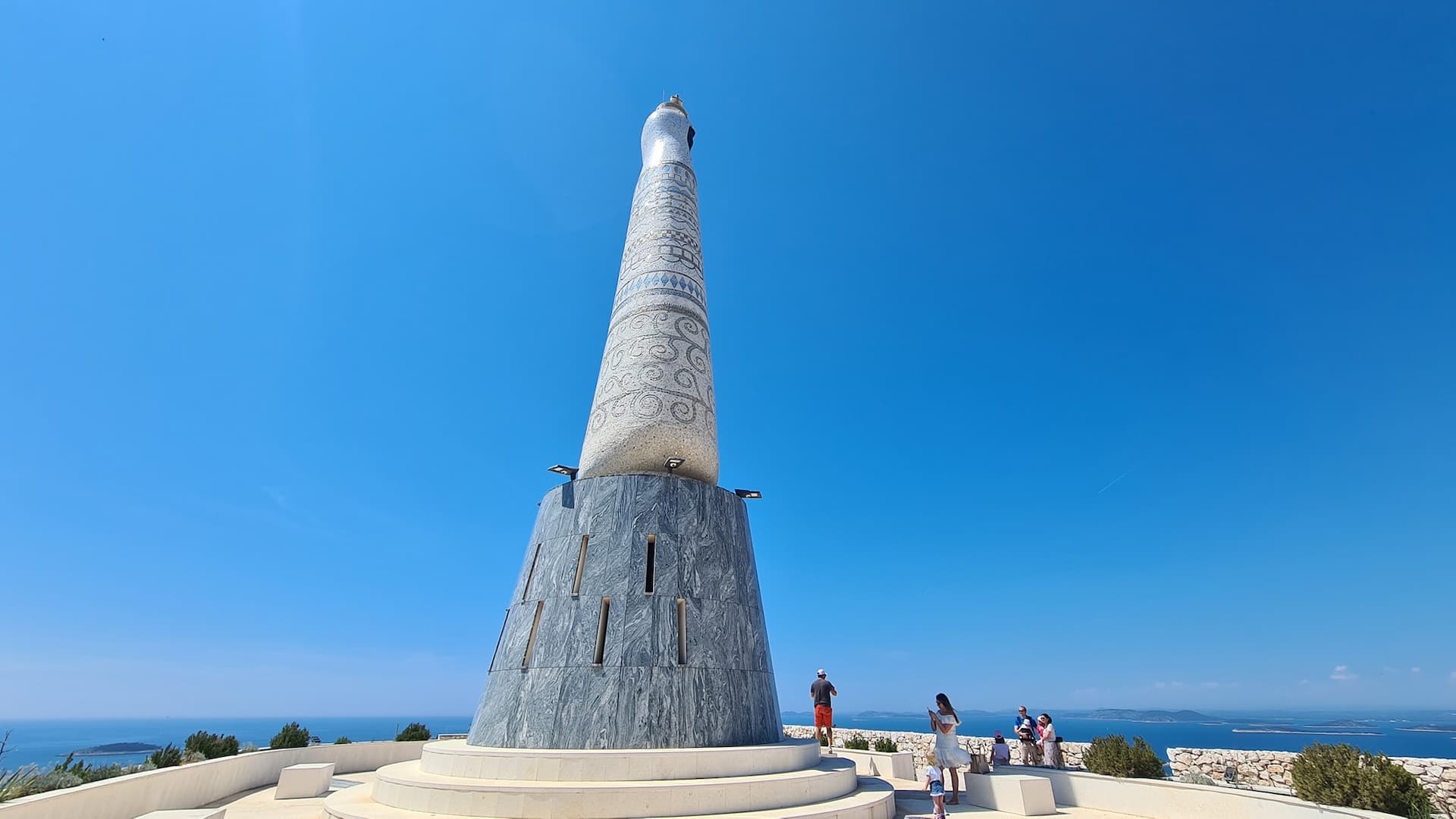 Provalio u podnožje kipa Gospe od Loreta i ukrao novac 
