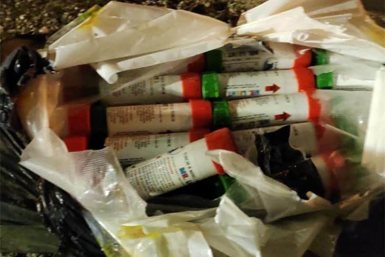 Tijekom utakmice na Šubićevcu privedena tri navijača, jedan imao zalihu pirotehnike
