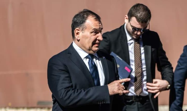 Berošu ostaje plaća od oko 4000 eura bez obzira na istragu 
