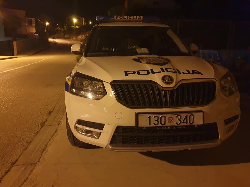 U Vinkovcima izboden muškarac, umro je u bolnici