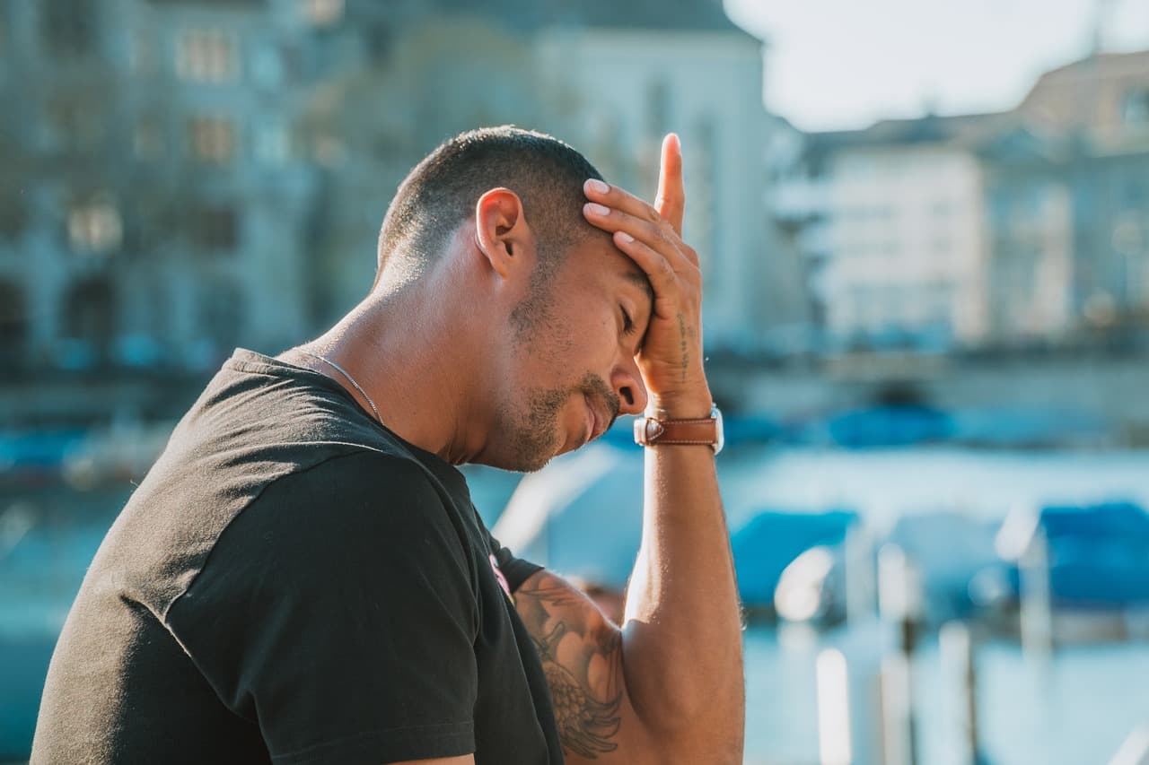 Neurolog otkriva kako prepoznati da je glavobolja znak ozbiljnije bolesti