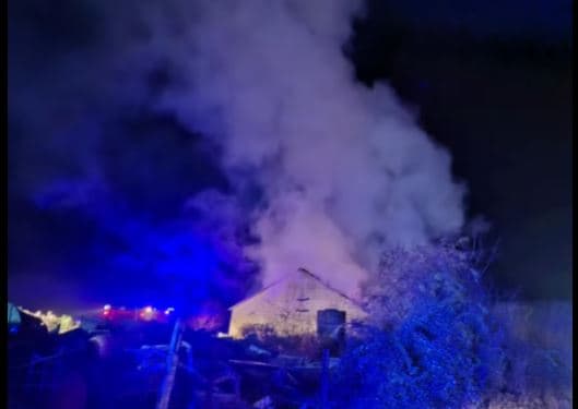 Kratki spoj uzrokovao požar u reciklažnom dvorištu u Kistanjama