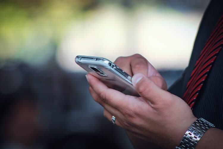 Ni pod kojim okolnostima se ne javljajte na ove telefonske brojeve 
