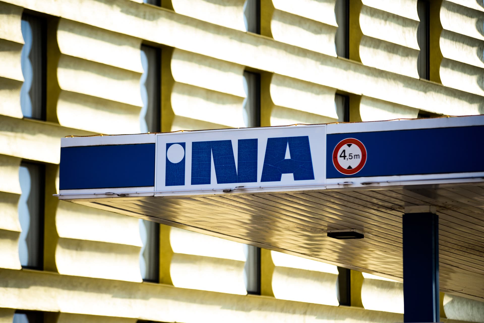 INA povećava plaće, a najbolje će proći oni u maloprodaji