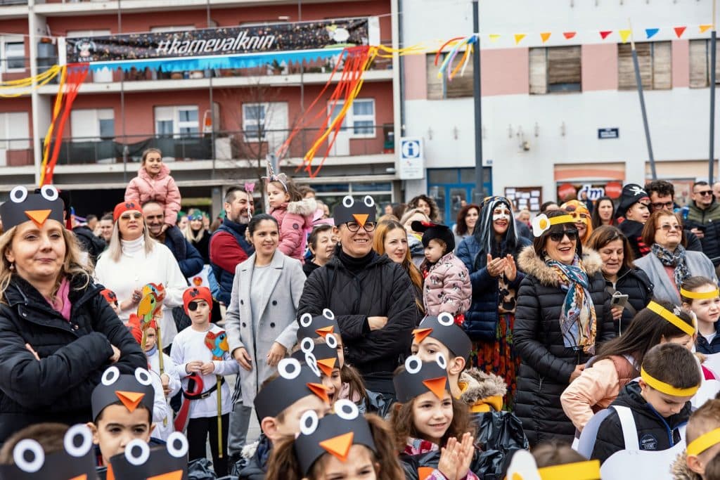 Velika karnevalska proslava u kraljevskom gradu Kninu