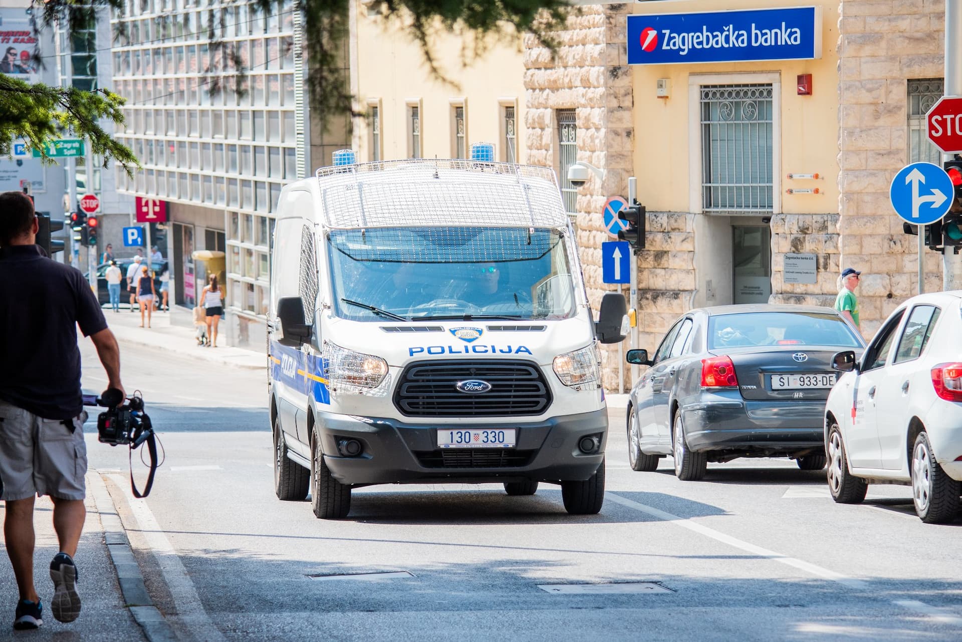 Sve zbog neprimjerenih grafita: 28-godišnjak u Šibeniku vrijeđao i prijetio policajcu smrću