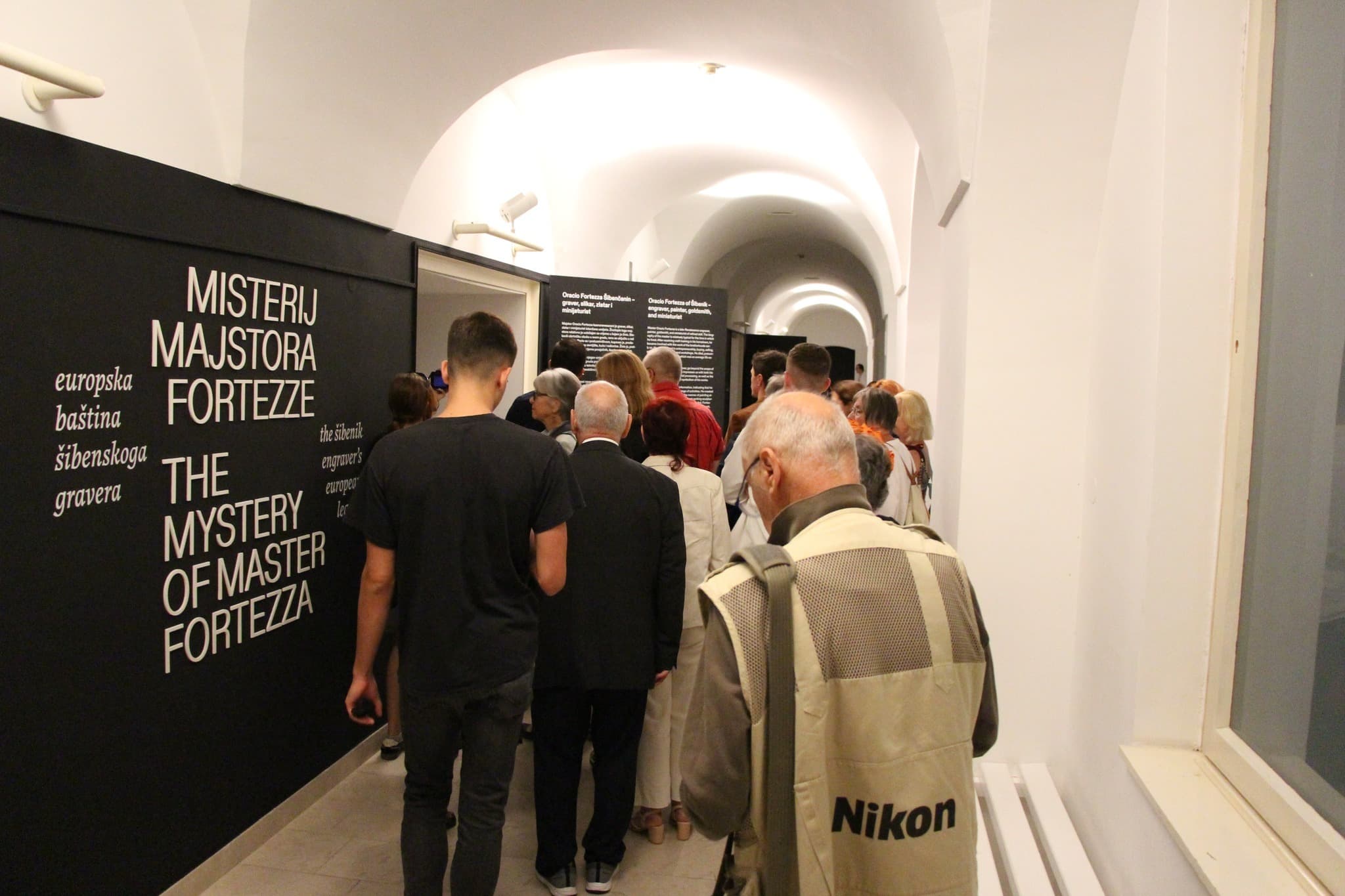 Recenzija izložbe 'Misterij majstora Fortezze' u superlativu