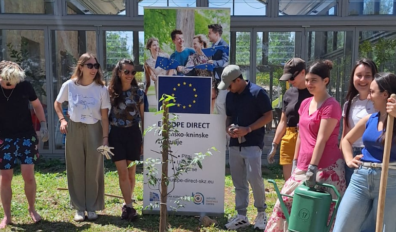 Šibenik obilježio Dan Europe sadnjom Europskog stabla i promocijom EU programa za mlade