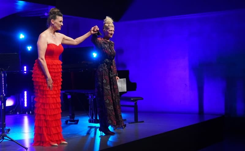 GALA KONCERT ESTER MAZOLENI 9 5 20259