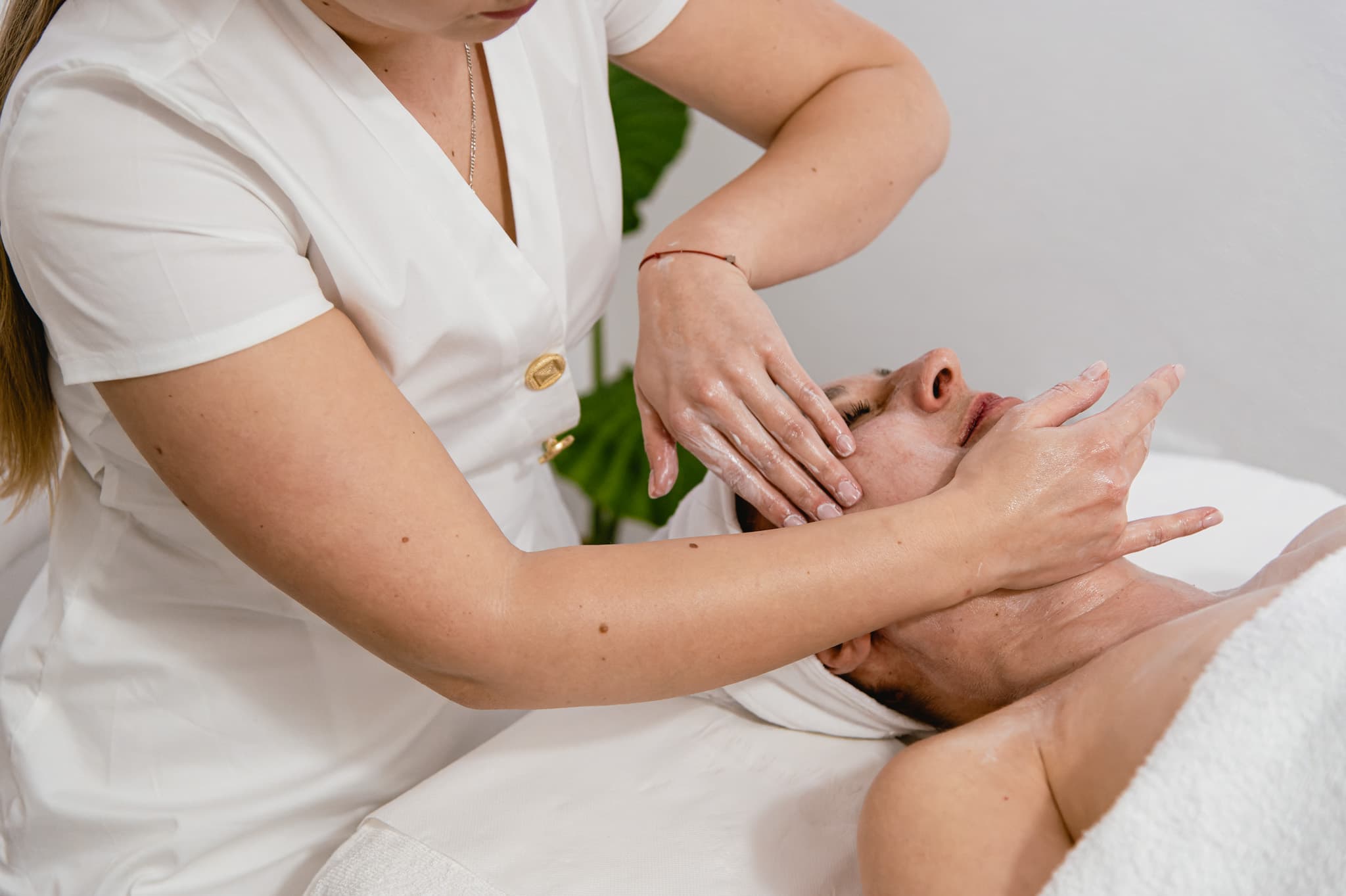 golden wellness skin expert 12