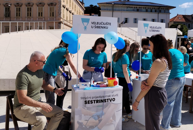 Studij sestrinstva u Šibeniku slavi drugi rođendan: Mjerio se tlak i šećer, vježbala se prva pomoć