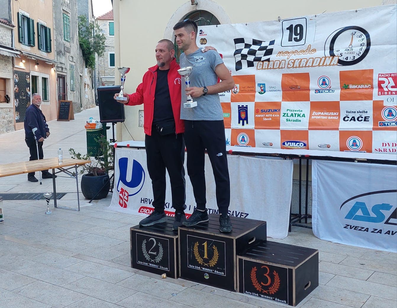 Auto karting klub Rogoznica uzeo tri pojedinačna i jedan ekipni pehar na 'Nagradi Grada Skradina'