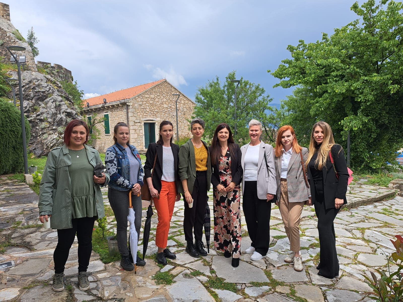 U Kninu održan okrugli stol u organizaciji udruge 'Čarobni svijet'