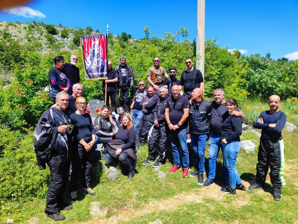 'Da se nikad ne zaboravi': UDVRD Grada Šibenika obilježio 33. godišnjicu bitke za Stolove i odao počast poginulima