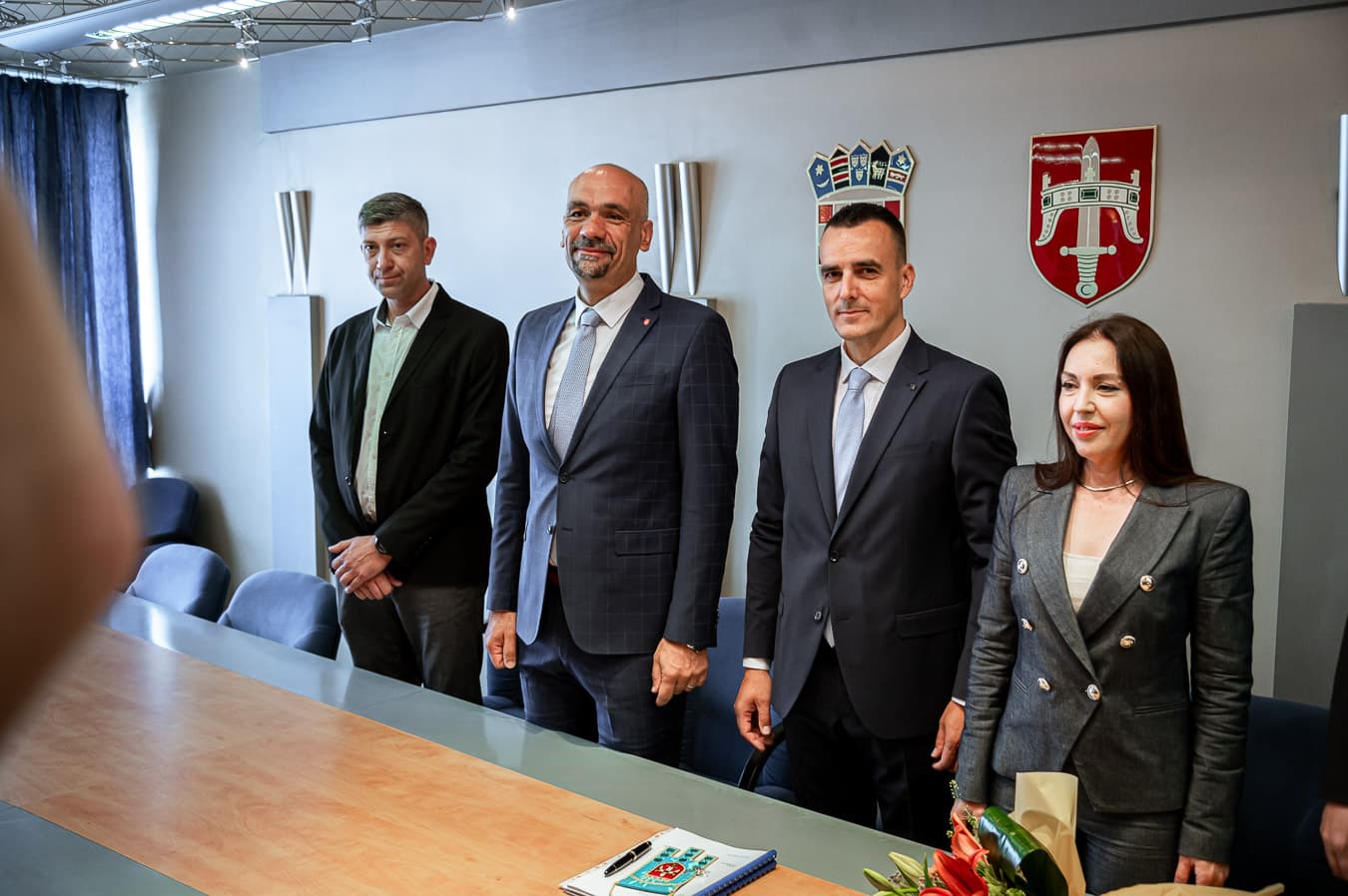 Jelić kazao kako Županiju ostavlja bez dugova, Rakić vjeruje da će Skupština biti vrelo političke stabilnosti