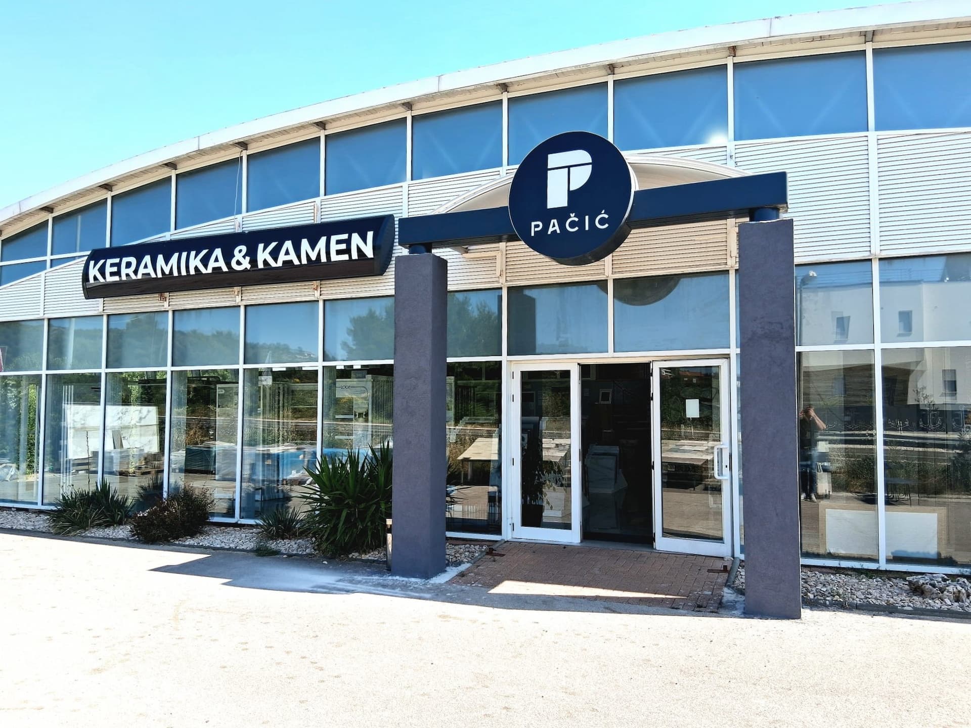 Salon Pačić: Iskoristite 10 posto popusta na keramičke stolove te pronađite idealno rješenje za zidove i obloge