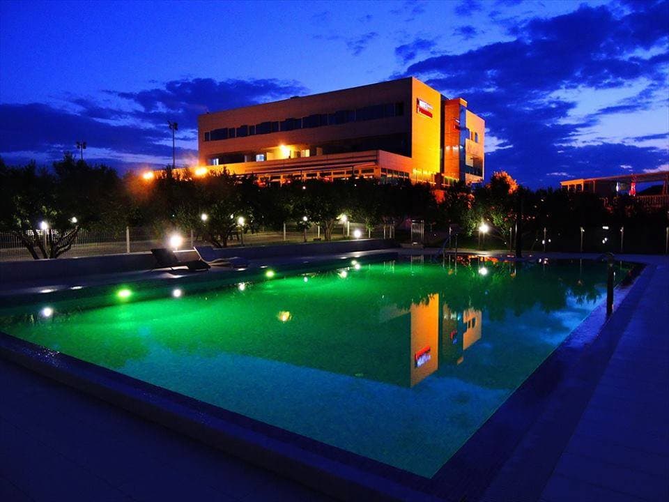 Šibenski maturanti generacije 2000. spremaju veliko slavlje u hotelu Panorama