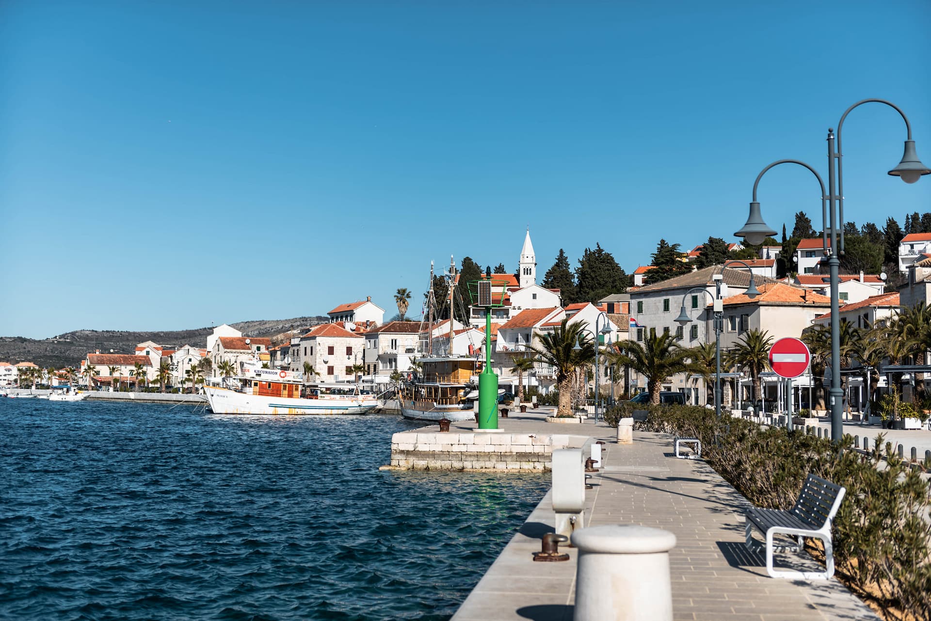 U noći s utorka na srijedu u Rogoznici zaprašivanje komaraca