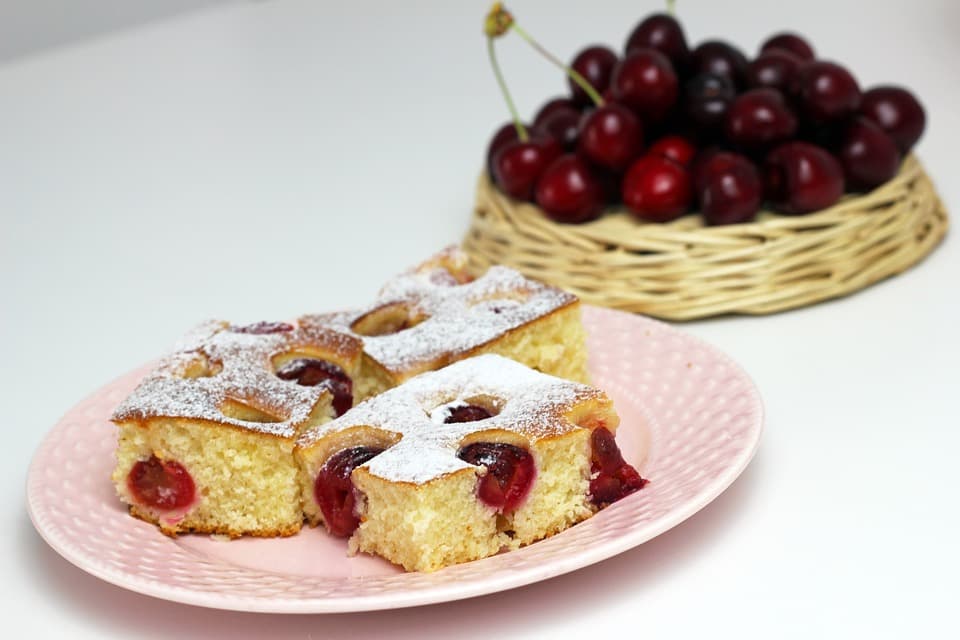 Deserti s trešnjama: Možda su malo skuplje, ali za ove slastice vrijedi ih kupiti