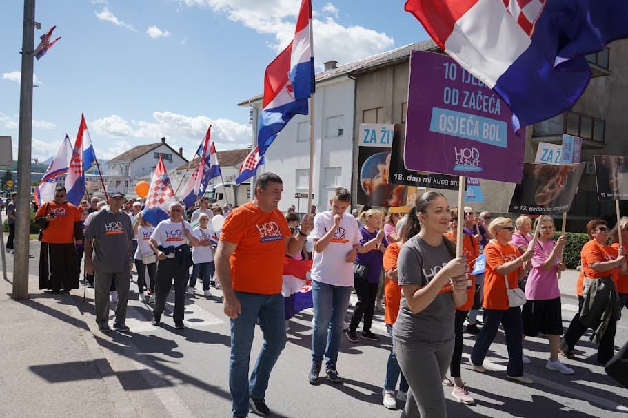 U subotu zbog Hoda za život privremena regulacija prometa u Kninu, organizatori mole građane za razumijevanje